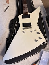 Epiphone Explorer '80s EMG