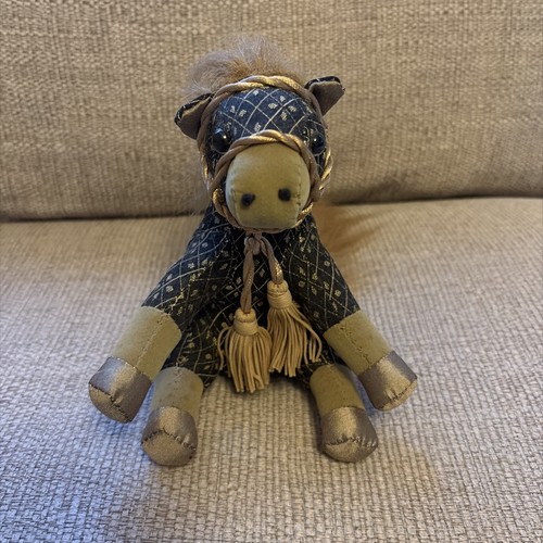 Dora designs gem horse donkey - dora,