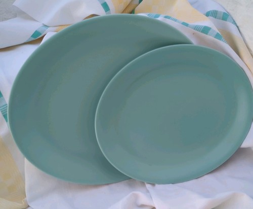 Poole pottery twintone - x,