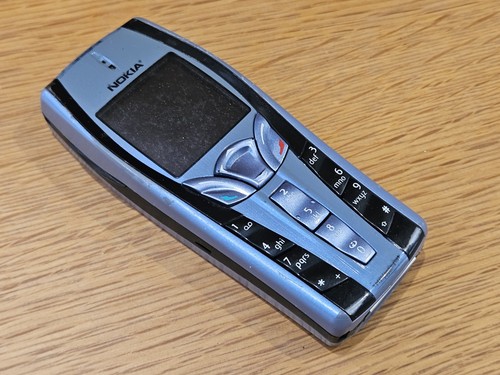 Nokia 7250i mobile phone - 7250i,