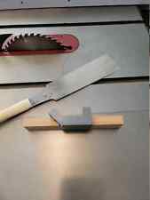 Magnetic Saw Guide for 90° and 45° cut