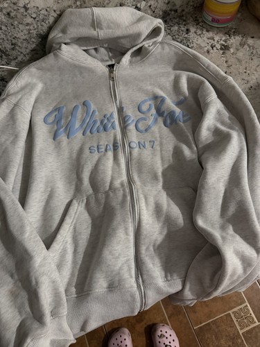 White fox hoodie l - fox,