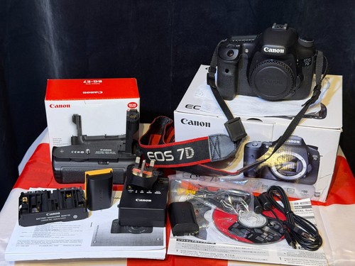 Canon eos camera body - 7d,