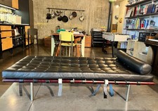 Barcelona Day Bed Mies Van Der Rohe REPLICA - Not Original!- Black
