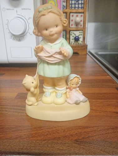 Mabel lucie attwell figurine - mabel,
