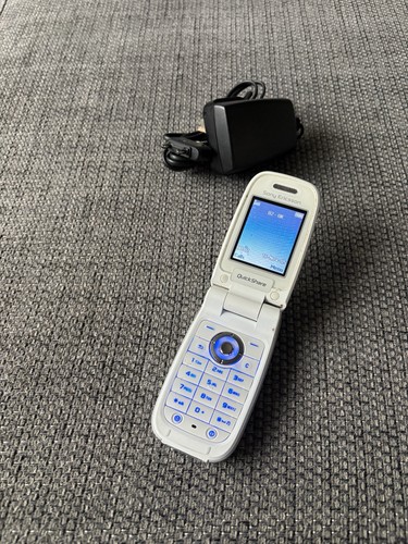 Sony ericsson z520i - ericsson, flip