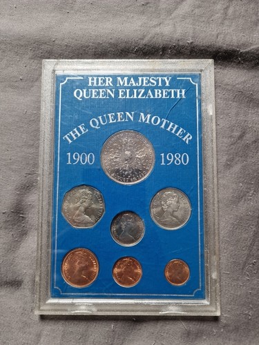 Her majesty queen elizabeth - her,