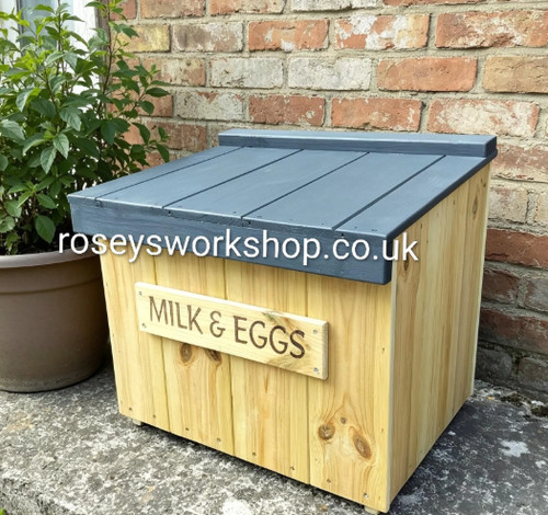 Doorstep wooden grocery box - wooden,