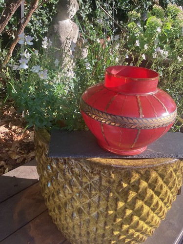 This vintage red glass - a,