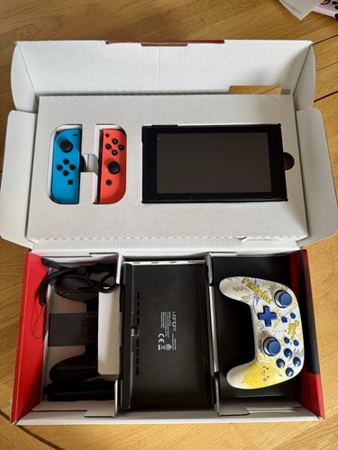 Nintendo switch 32gb - nintendo, neon