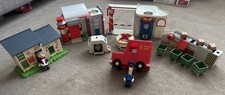 POSTMAN PAT SORTING OFFICE PLAY SET (VAN & MRS GOGGINS) *IDEAL FOR CHRISTMAS*