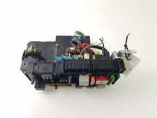MERCEDES C CLASS FUSE BOX