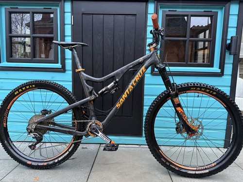 Santa cruz bronson - santa, c