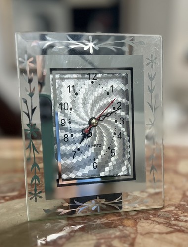 Mirror effect quartz battery - mirror,