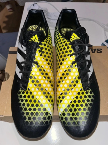 Adidas predator - ⚫🟡,
