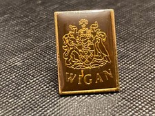 VINTAGE Wigan Crest pin badge