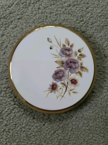 Stratton powder compact with - compact,