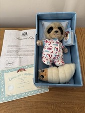 Baby Oleg Meerkat + Grub