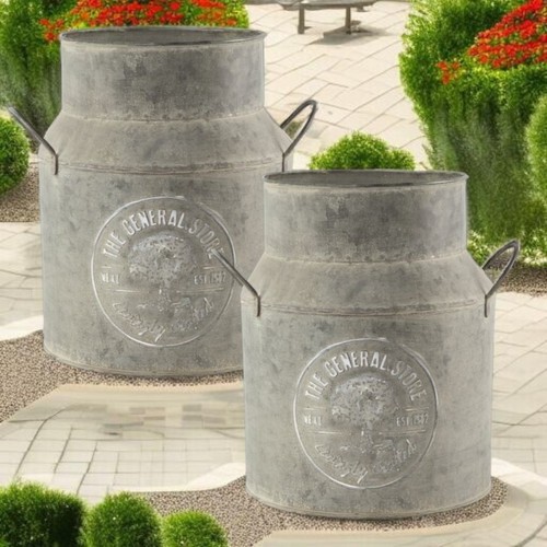 Farmhouse grey metal planter - metal,