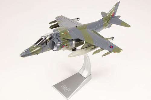 Aa29302 corgi harrier 9 - aa29302,
