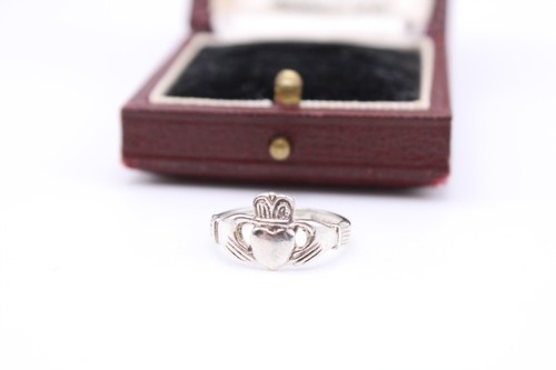 Silver claddagh ring - silver,