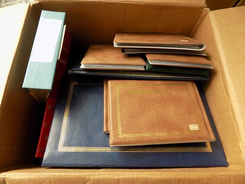 Postcard albums various - 26,