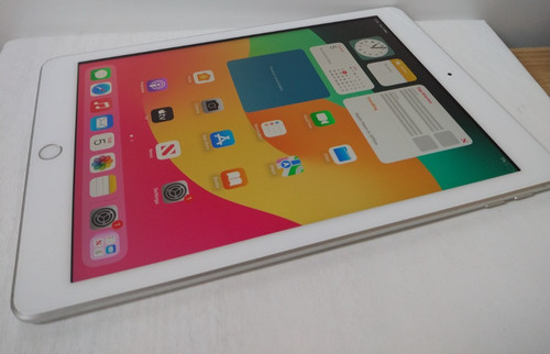 Apple ipad 6th generation - ipad,