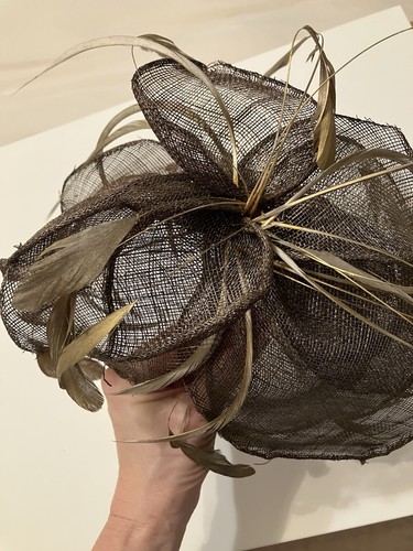 Brown and gold fascinator - and,