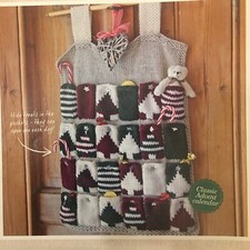 Knitting patterns CHRISTMAS IDEAS (advent calendar, boot toppers, crown, deco.)