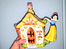 Vintage Disney Novelty Teapot " Snow White & Dopey Cottage " Year 1995