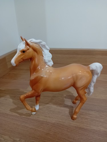 Beswick palomino prancing - prancing, arab