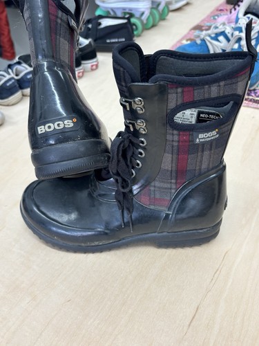 Bogs women size rain - women’s,