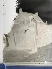 GLASS NEGATIVE c1910 MAN AT GARDEN GATE BY HEDGE HOUSE