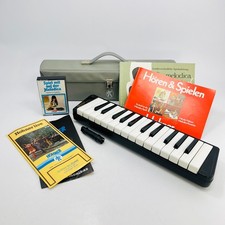 Hohner Melodica Piano 26 with