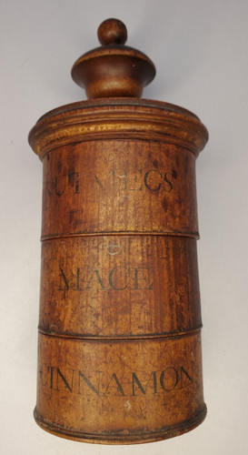 Antique wooden tier treen - 3,
