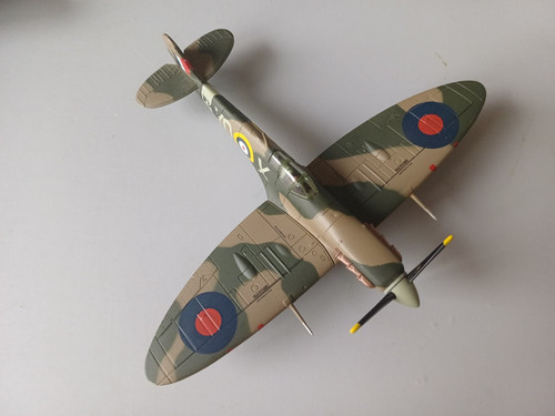 Diecast model aircraft 72 - diecast,