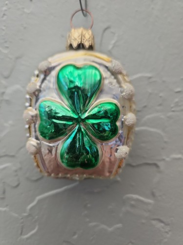 Vintage glass shamrock leaf - glass,