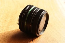 Pentax smc 35mm 4 - da, f/2.4