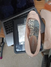 Nude Peep Toe Heels Size 8