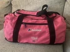 Berghaus Titan 40 Pink/black