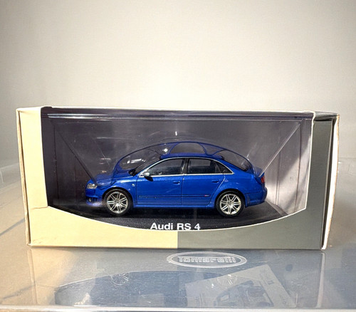 Minichamps audi 4 - 4, 2004