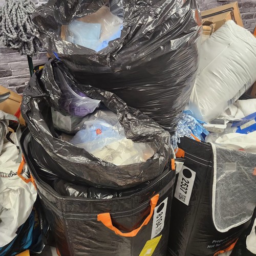Bulk clothing and mixed - clothing,