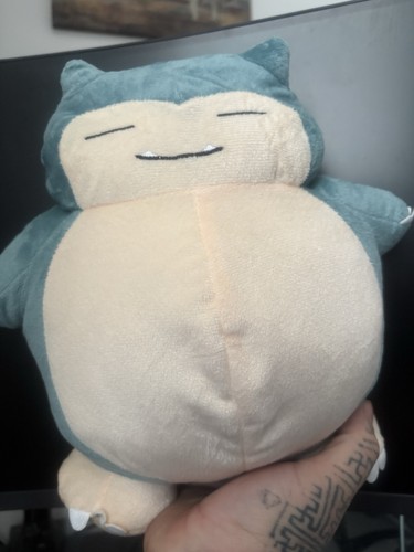 Snorlax pokémon plush toy - snorlax,