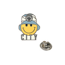 MANCHESTER CITY BUCKET HAT PIN BADGE FREE UK 48HR POST