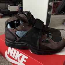 NIKE AIR TRAINER HUARACHE