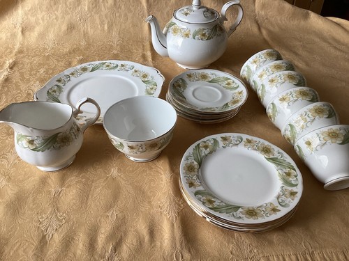 Duchess greensleeves tea set - duchess,