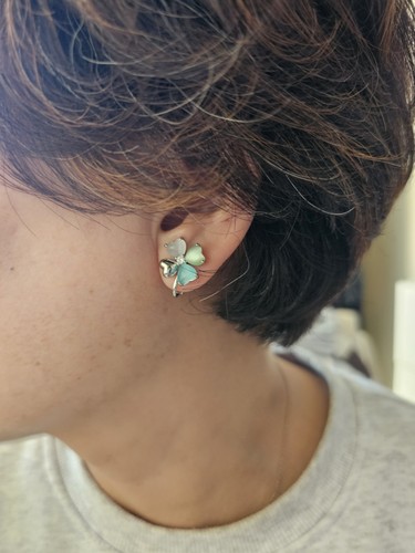 Silver tone heart cluster - silver,