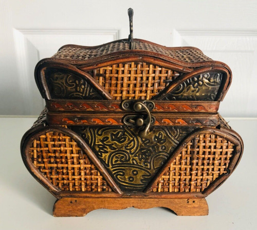 Hand made vintage - hand,