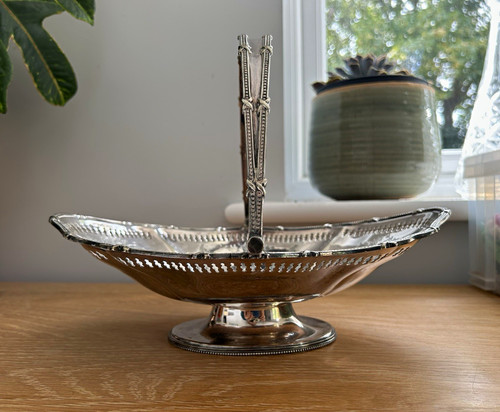 Walker hall silver - silver, plate