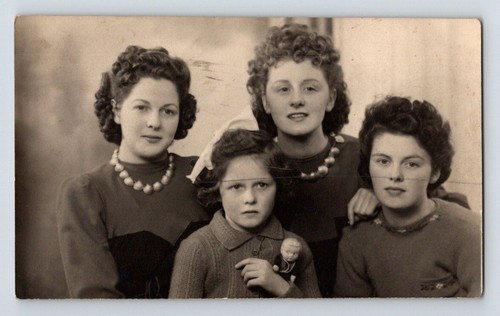 Social history gibson family - social,